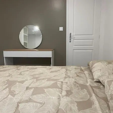 Authentique Et Calme Hypercentre Wifi Netflix Apartment